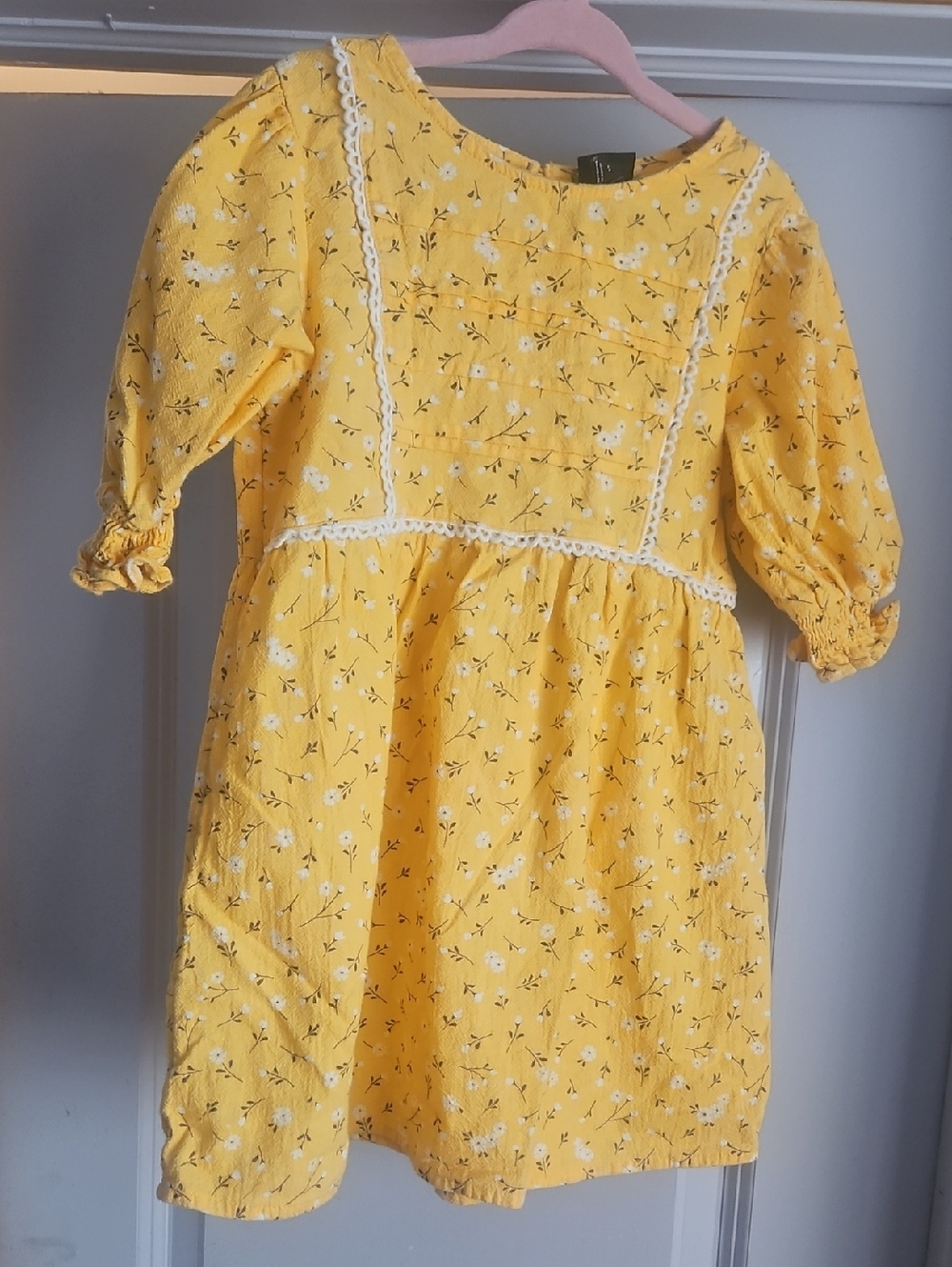 art class Yellow Floral Lace-Trim Dress